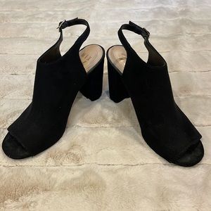 Black sling-back suede-like heels size 7.5